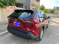 تۆیۆتا ڕاڤ 4